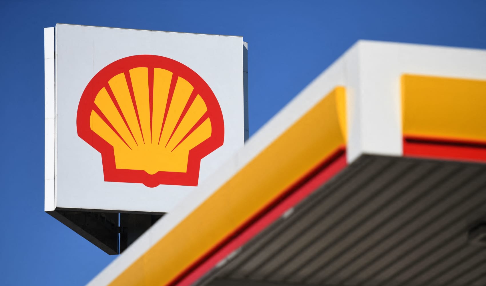 Oil Giant Shell Wins Appeal Against Landmark Dutch Climate Ruling To ...