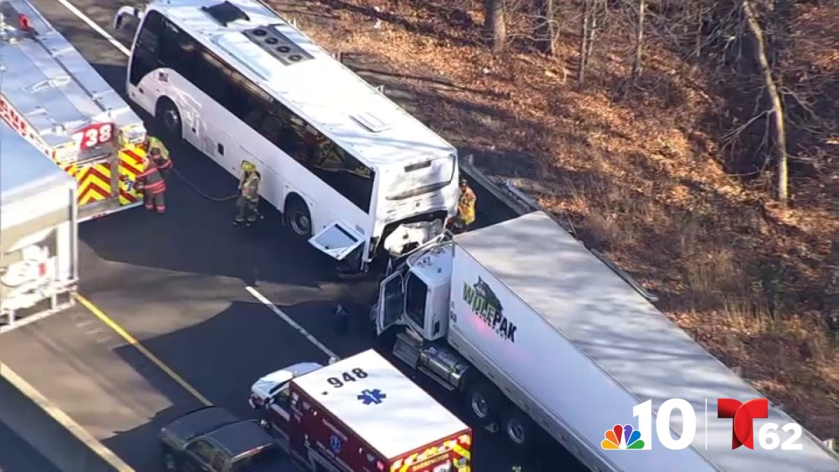 Truck and bus involved in crash on NJ Turnpike – NBC10 Philadelphia