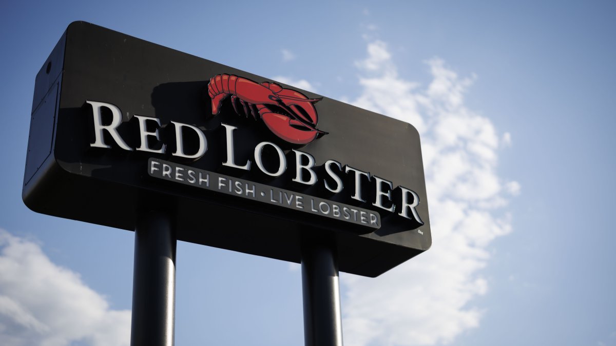 The oldest Red Lobster location is closing after 56 years