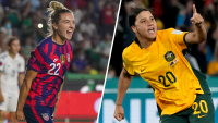 United States' Kristie Mewis (left) and Australia's Sam Kerr (right)