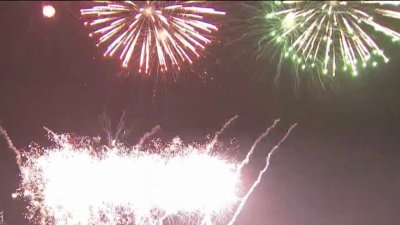 Preview of the New Year's Eve fireworks show in Philly