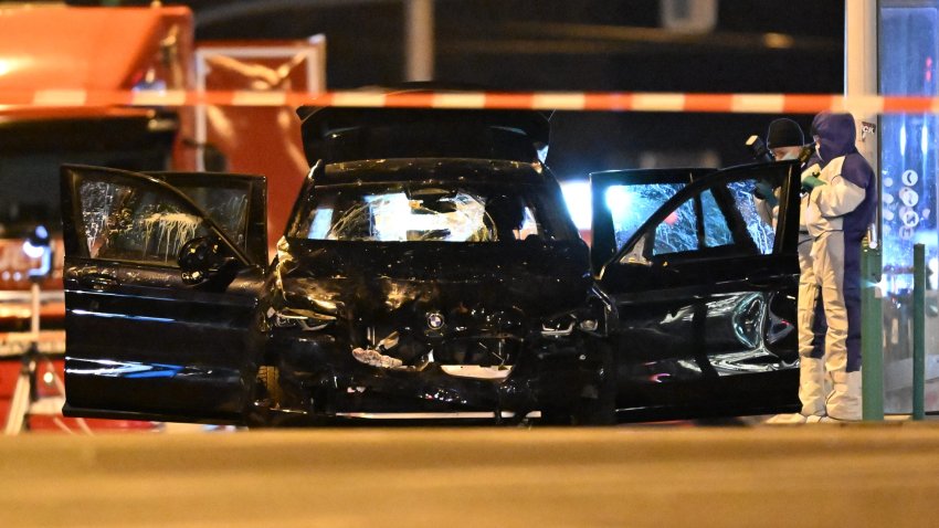 Forensics are working on a car in which a perpetrator is said to have driven into a crowd of people at the Christmas market in Magdeburg.