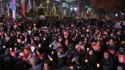 South Korean protesters call on president to step down