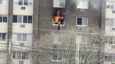 Video shows fire, smoke coming from fifth floor apartment in NJ