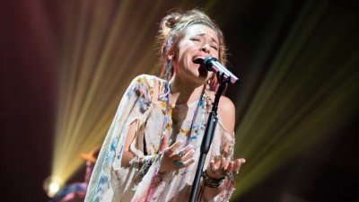 5 thing to know about Lauren Daigle