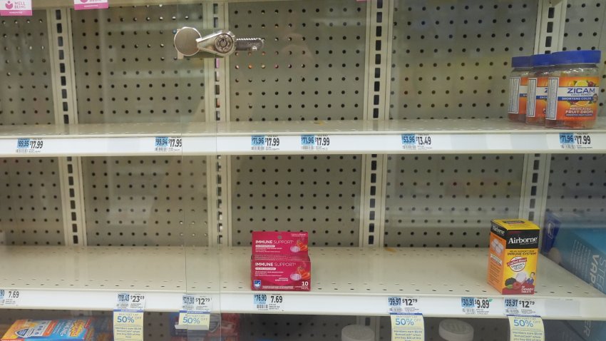 NY, USA – JAN 07: Shelves with surgical masks and vitamins in the markets are viewed almost empty due to the increasing diseases in New York, United States on January 7, 2025. According to the latest health data in the US, it was stated that there was an increase in respiratory diseases and norovirus cases, especially influenza, in 40 states last week.