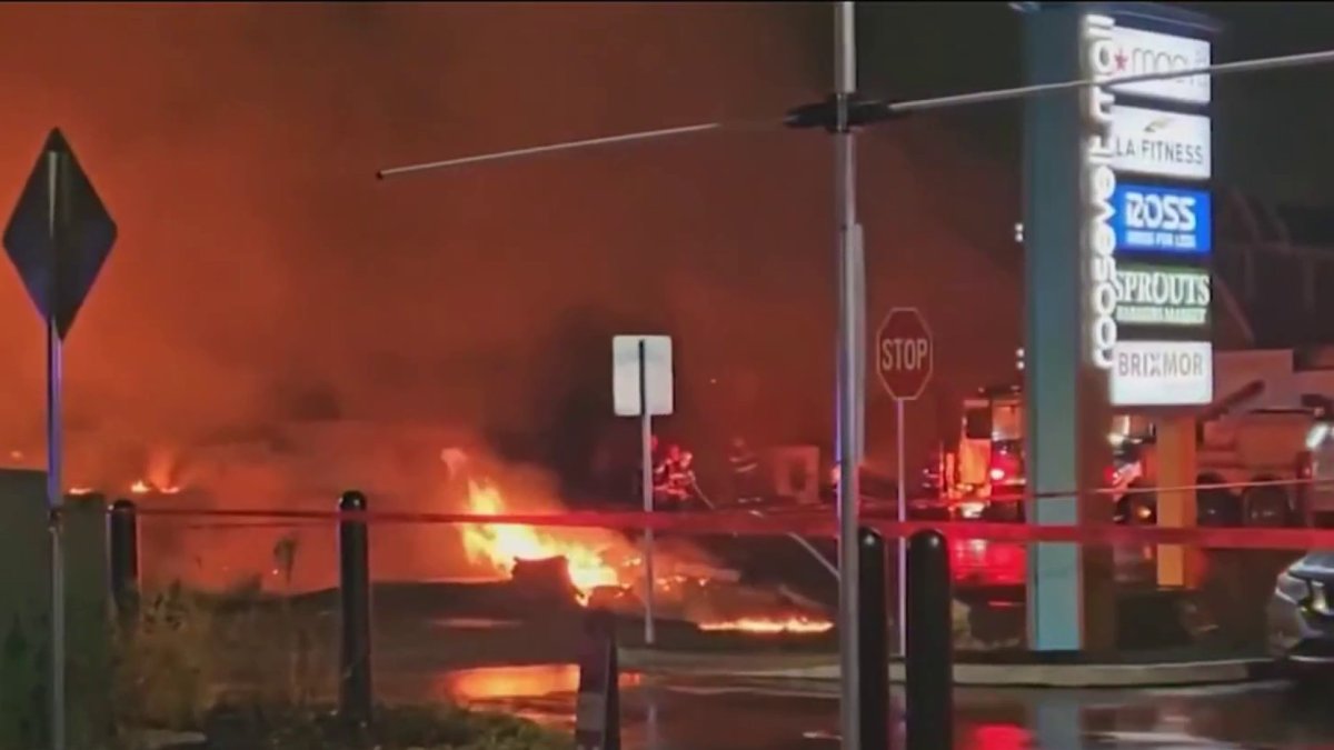 More details, video of medical jet crash in Northeast Philadelphia ...