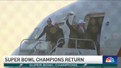 Eagles fans welcome Super Bowl champions back to Philly