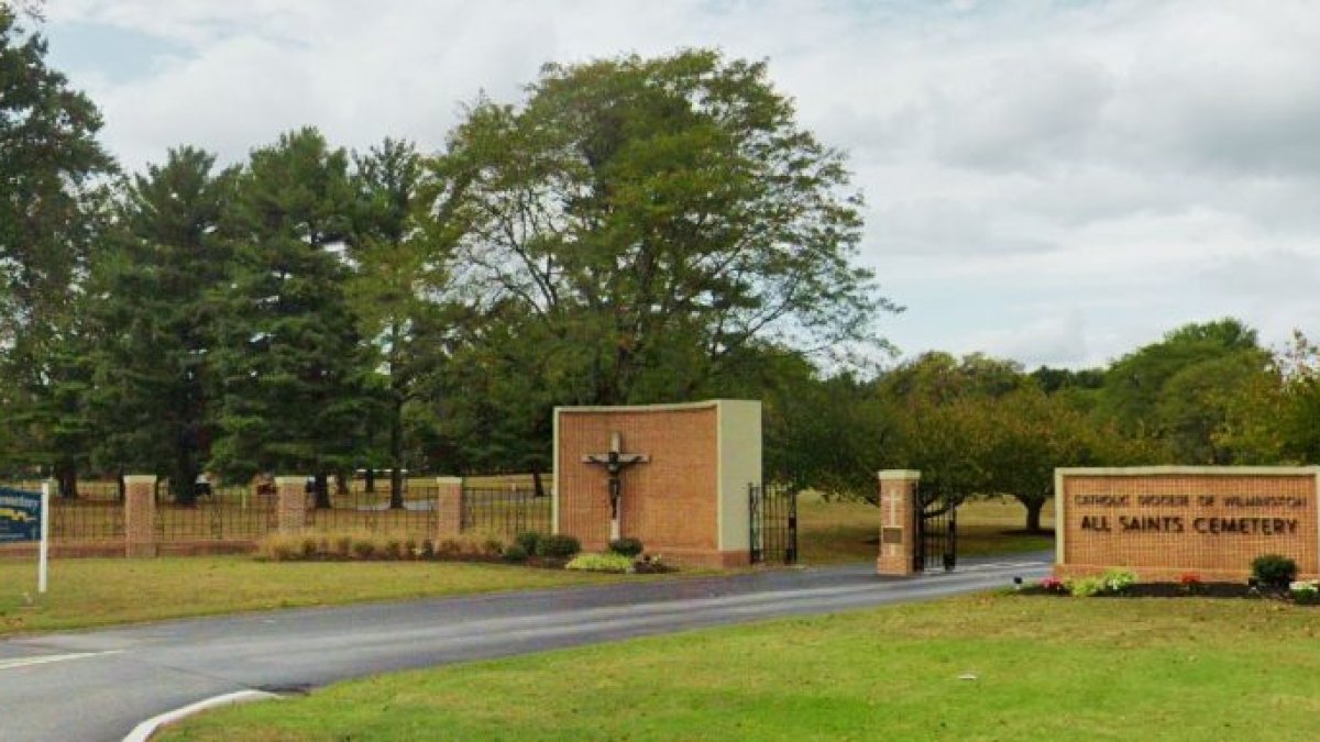 Trio Arrested for Stealing 200 Vases from Wilmington Cemetery