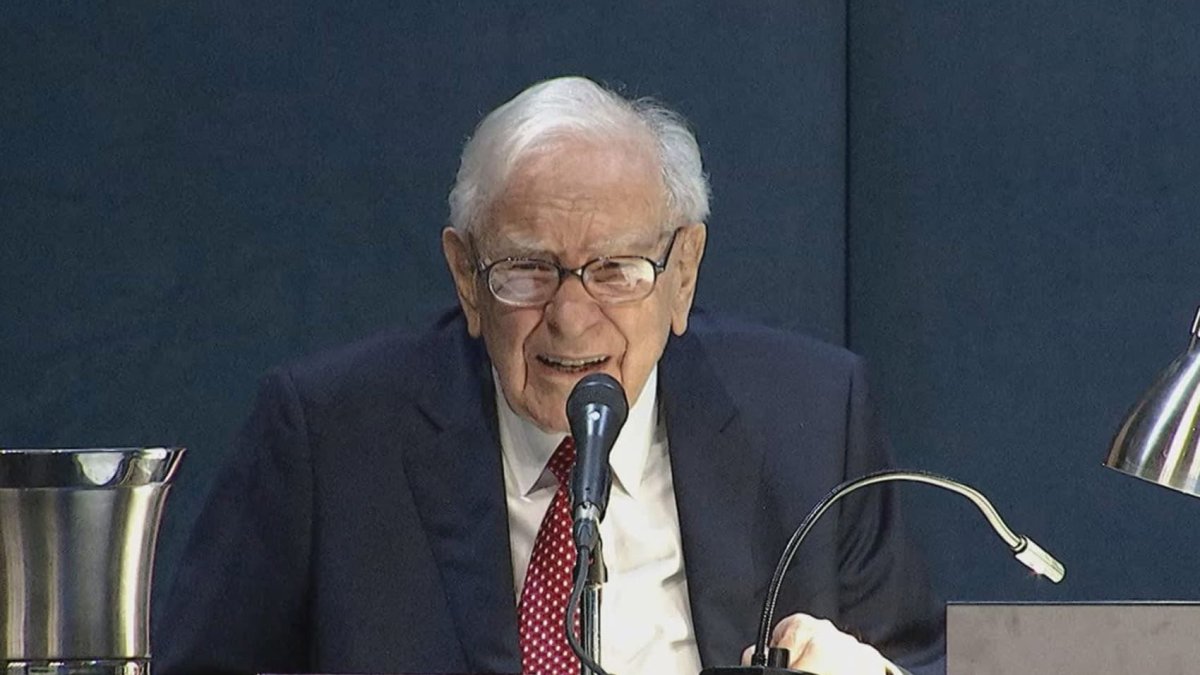 Buffett to Retire, Greg Abel Named Berkshire CEO