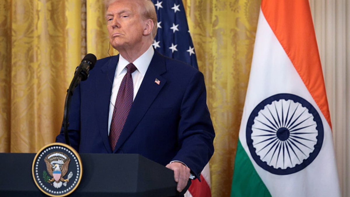 Trump Sets 25% Tariff, Penalties on India
