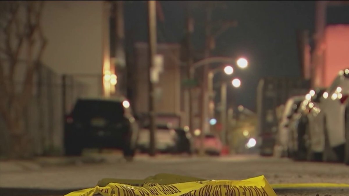Woman shot and killed in car in front of boy in West Philly, police say ...