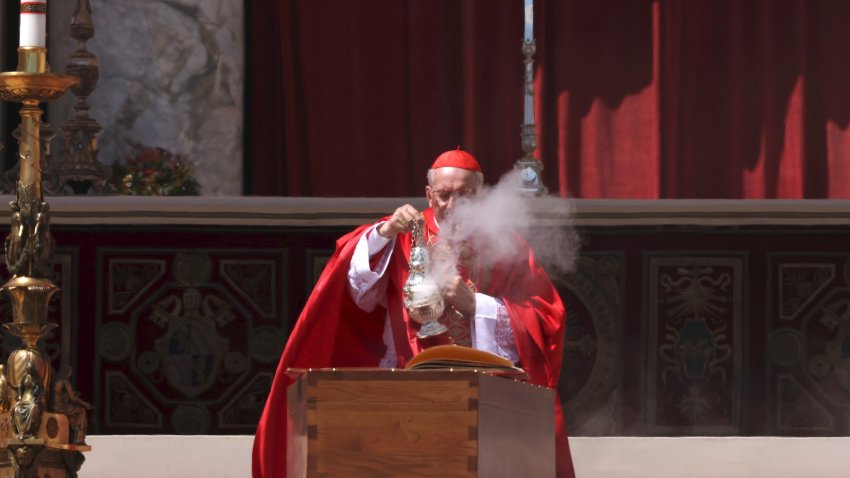 Francis remembered as a 'Pope among the people' at funeral