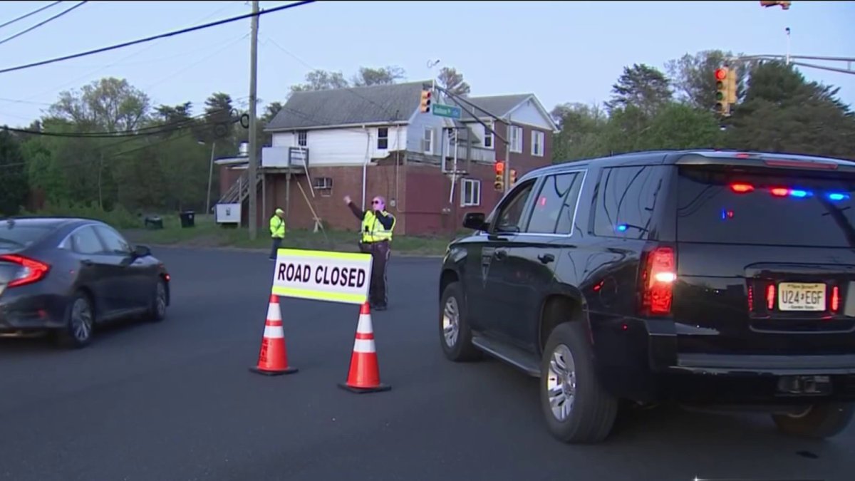 Mulch recycling yard fire prompts voluntary evacuations in NJ – NBC10 ...
