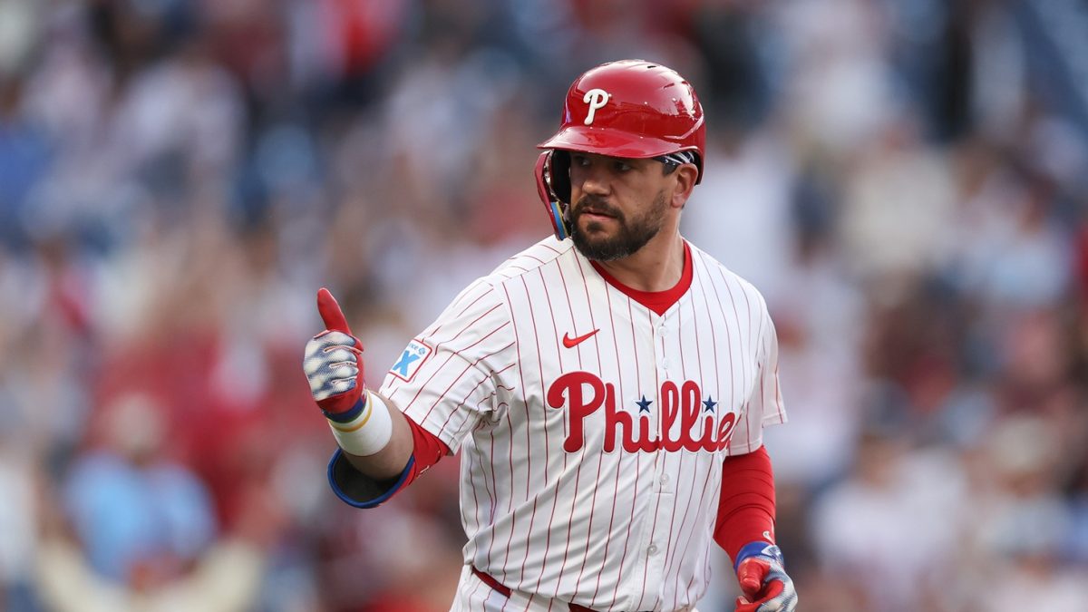 Kyle Schwarber's huge night puts him on MVP short list