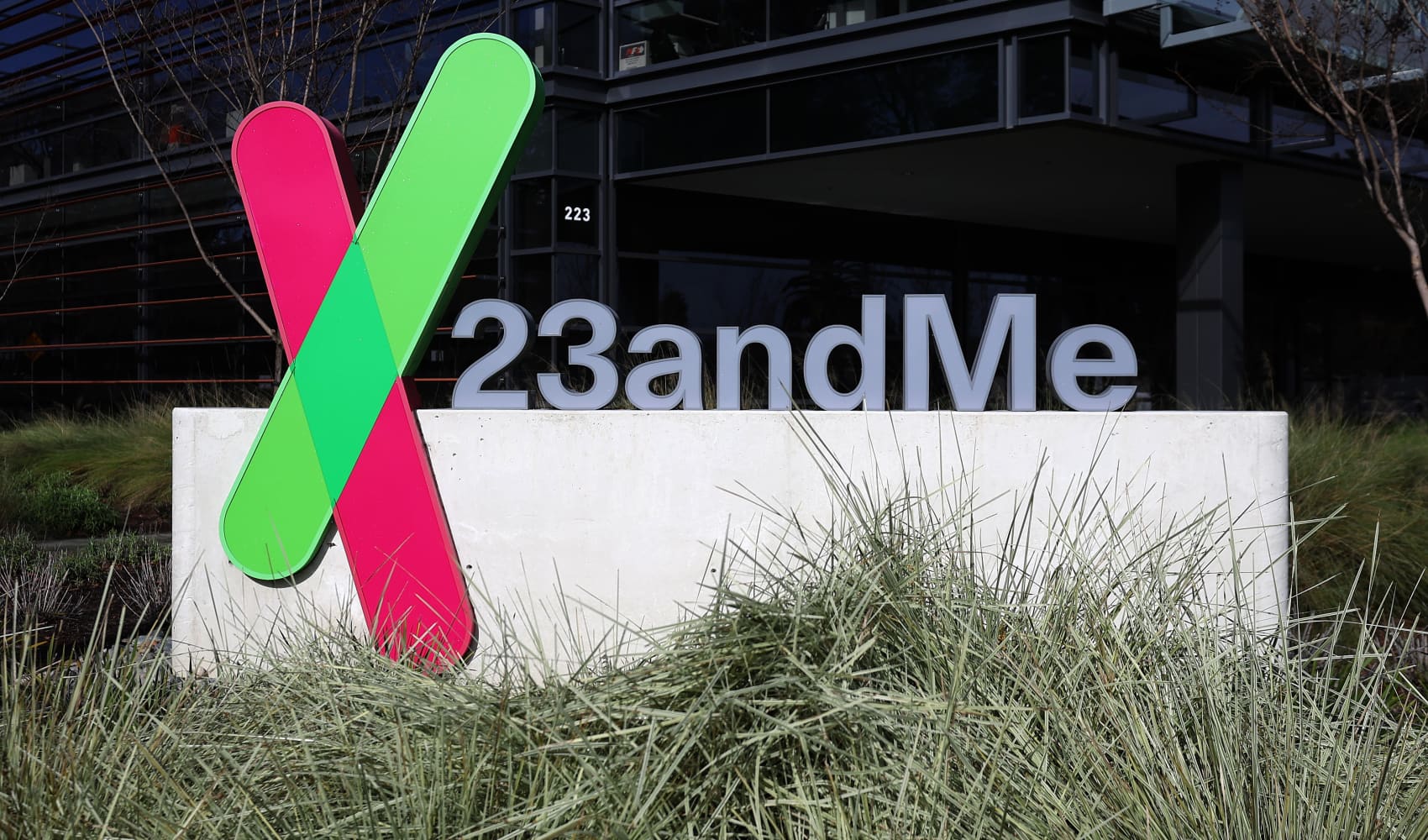 23andMe to delist from Nasdaq, deregister with SEC