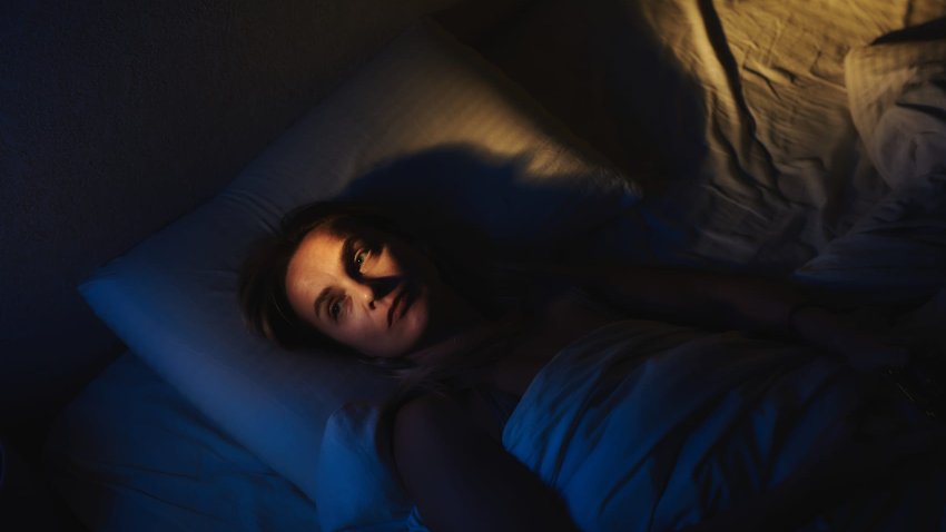 [CNBC] Google searches for ‘waking up at 3 a.m.’ are up: Here’s why it happens, according to a sleep expert