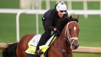 Journalism trains on the track at Churchill Downs