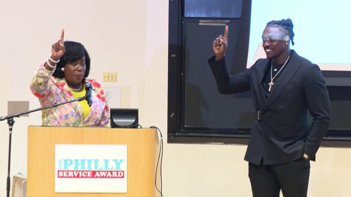 Eagle A.J. Brown gets first ever ‘Making a Better Philly Changemaker Award'