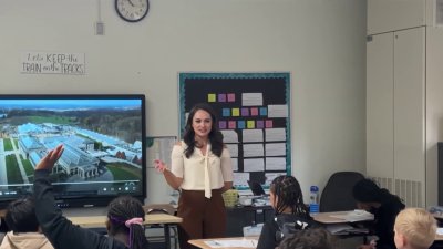 Brenna Weick speaks to NJ school kids at career day