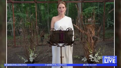 Julianne Moore talks new Netflix series ‘Sirens'