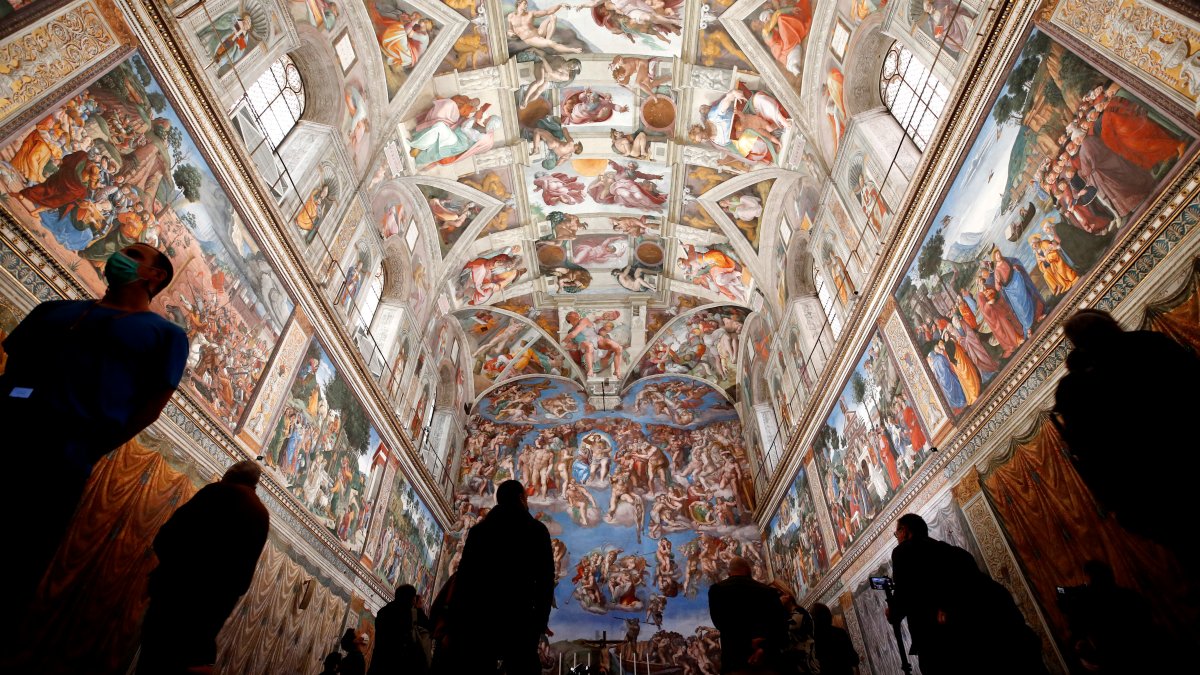 Vatican Prepares for Diverse Papal Conclave