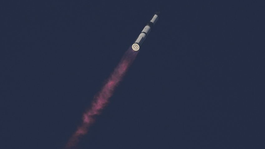 SpaceX's mega rocket Starship makes a test flight from Starbase, Texas, on May 27, 2025.