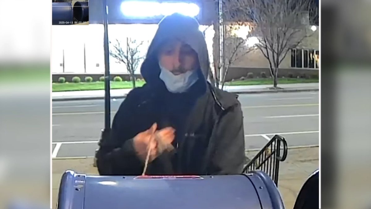 Man caught on camera stealing from Conshohocken USPS mailbox – NBC10 ...
