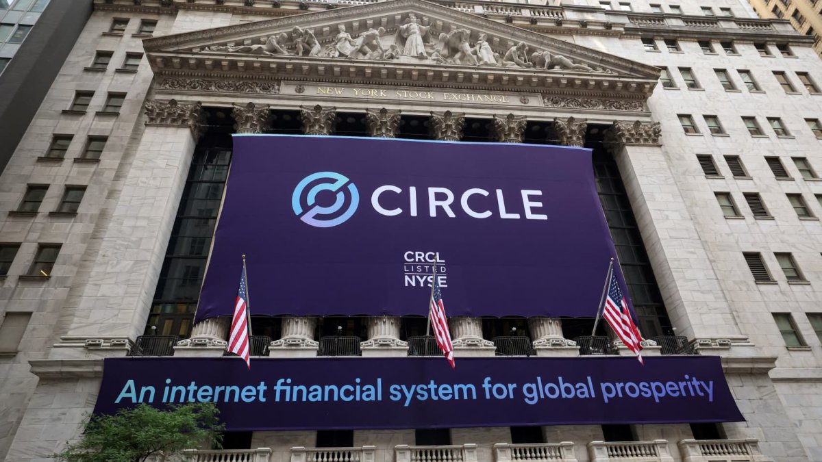 Stablecoin issuer Circle prices IPO at $31 per share, above expected range,  ahead of NYSE debut – NBC10 Philadelphia