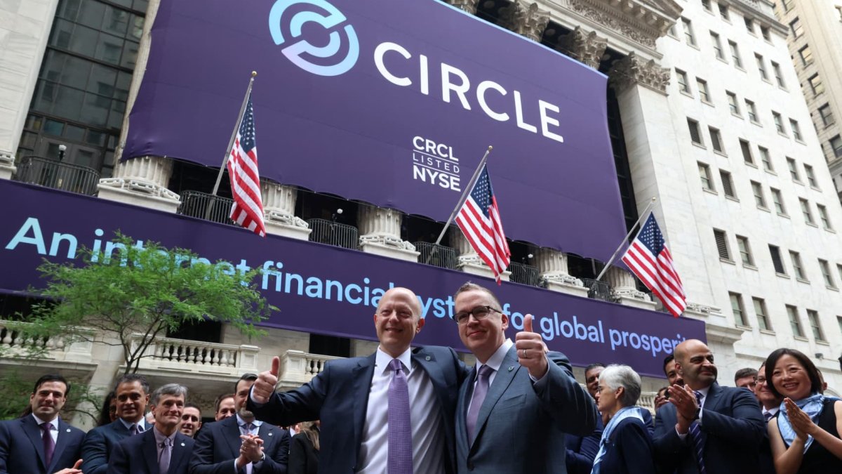 Circle’s NYSE IPO Raises $1.1B, Shares Surge