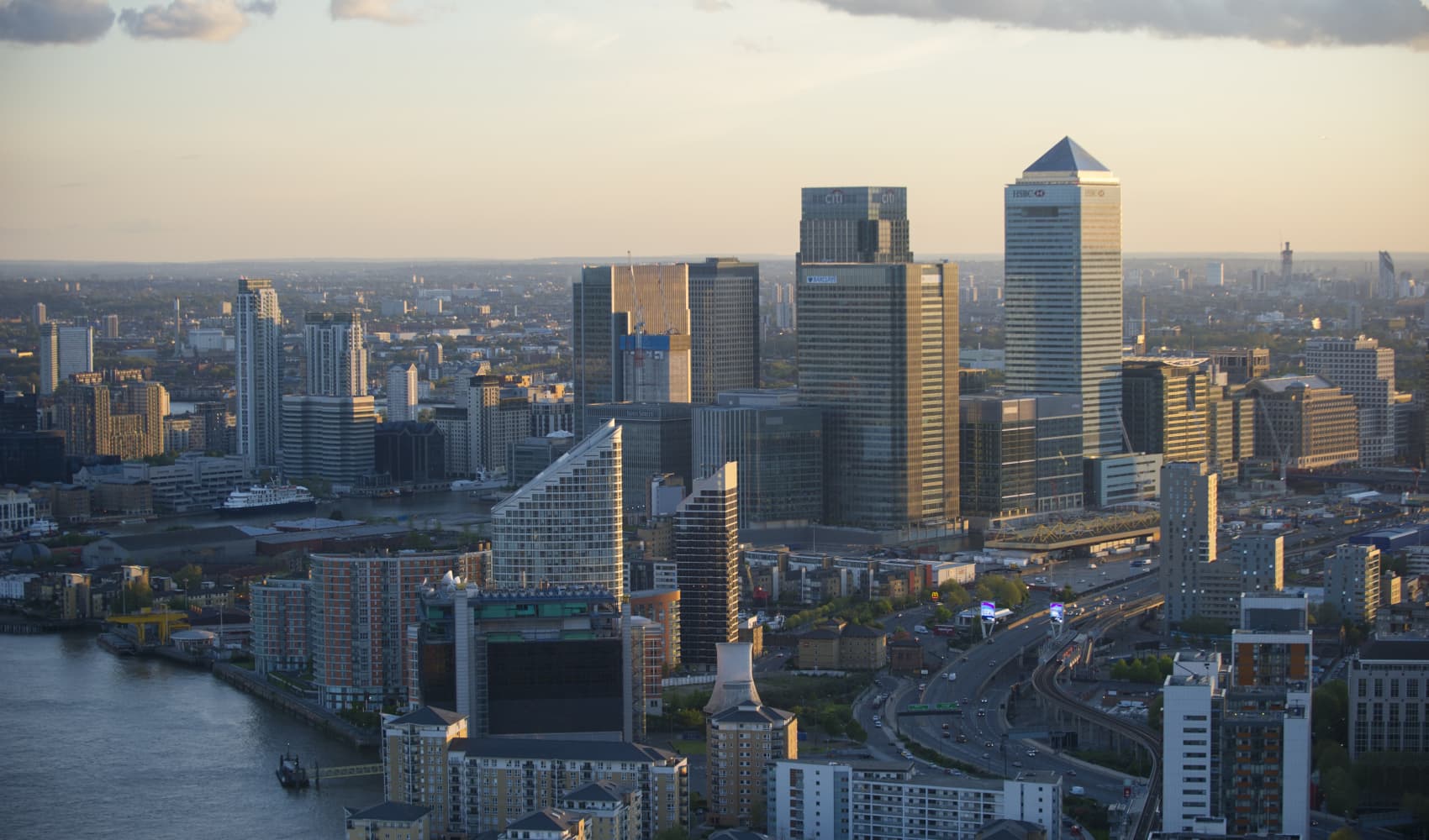 Major US, UK, India Banks Report Q2 Earnings Amid Trade Tensions