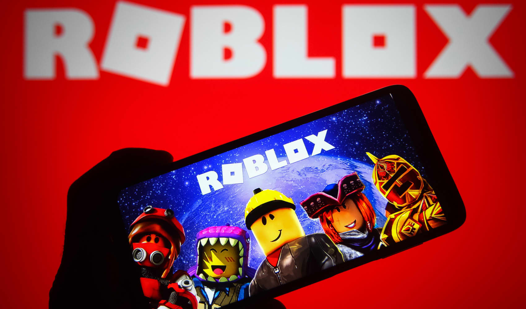 Roblox launching age-based accounts, expanding parental controls for users under 16