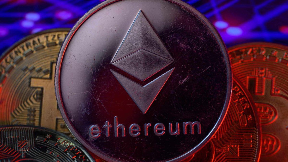 Ether takes spotlight as Trump signs stablecoin bill into first major U.S.  crypto law – NBC10 Philadelphia