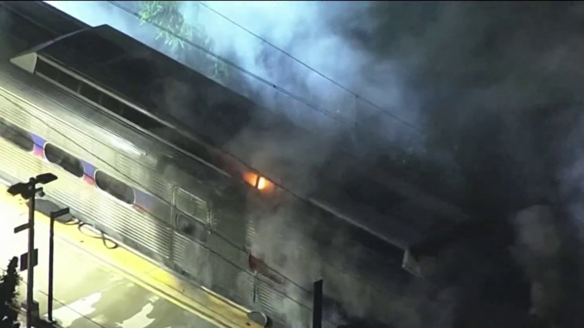 Paoli SEPTA station reopens after overnight fire – NBC10 Philadelphia