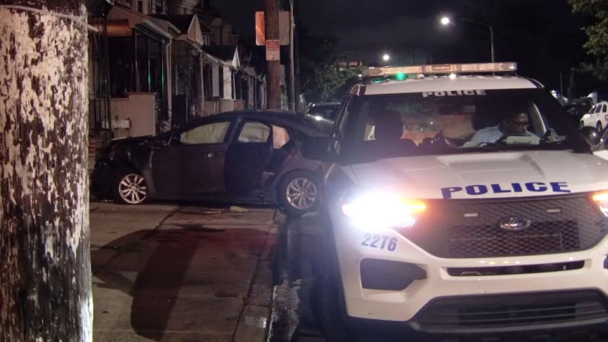 Stolen car smashes into rowhome in Philadelphia; driver sought – NBC10 ...