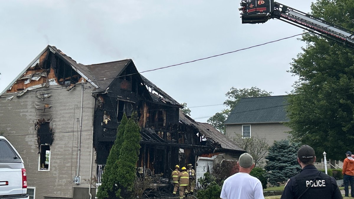 Connecticut Volunteer Firefighter Killed by Fire Truck Fragment at House Fire