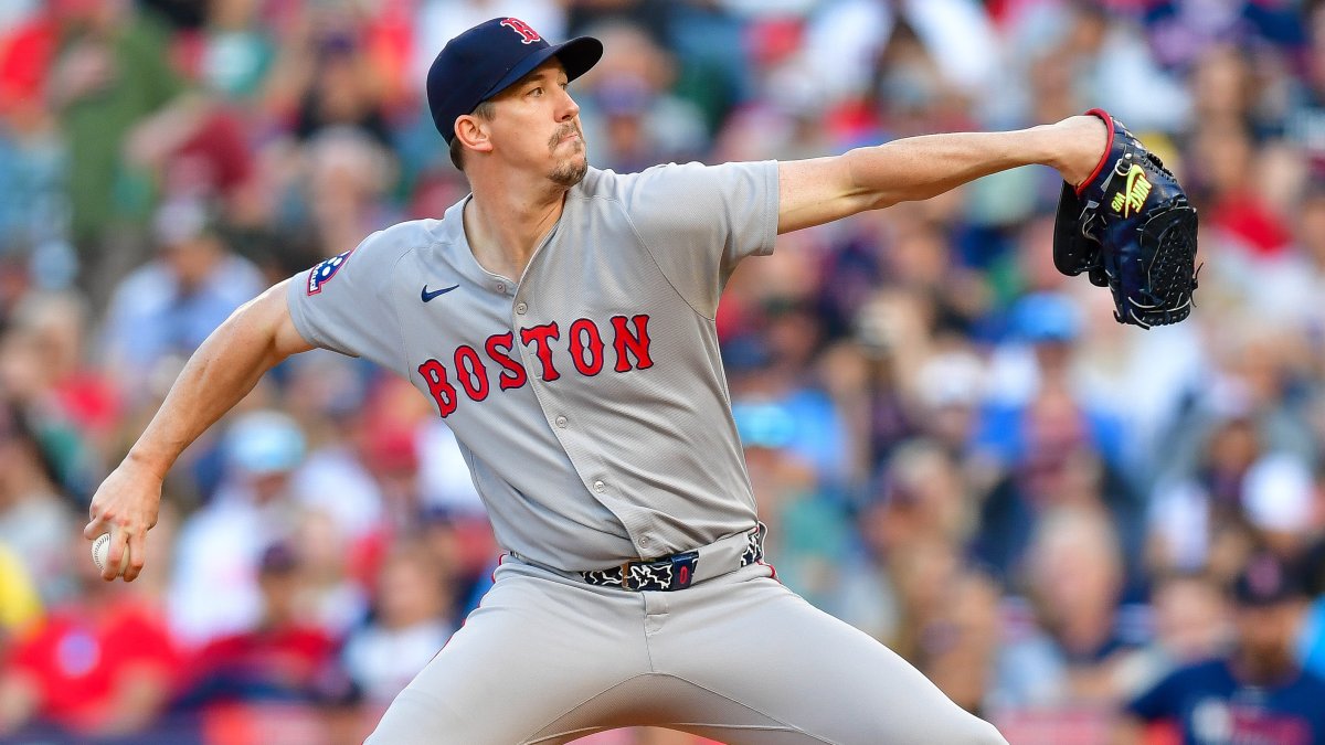Phillies Reportedly Sign Veteran World Series Pitcher Walker Buehler