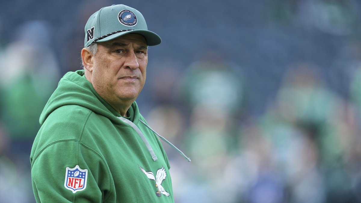 Eagles' Vic Fangio on Dean's success, Mukuba's growth and more