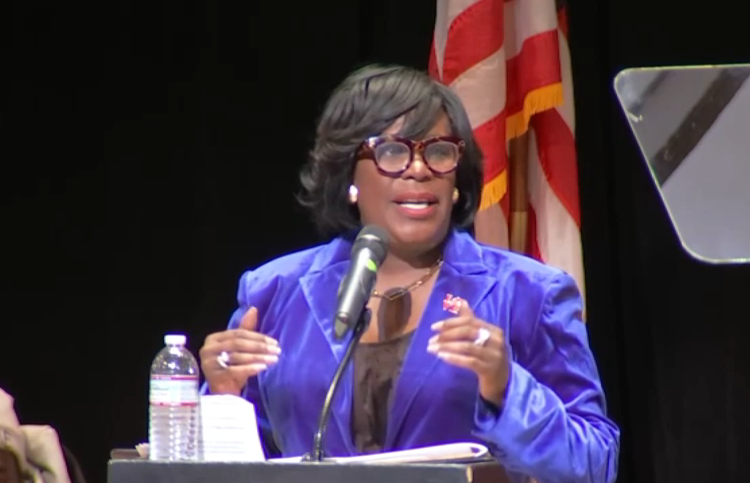 Mayor Parker proposes building housing factories on long-vacant Logan Triangle