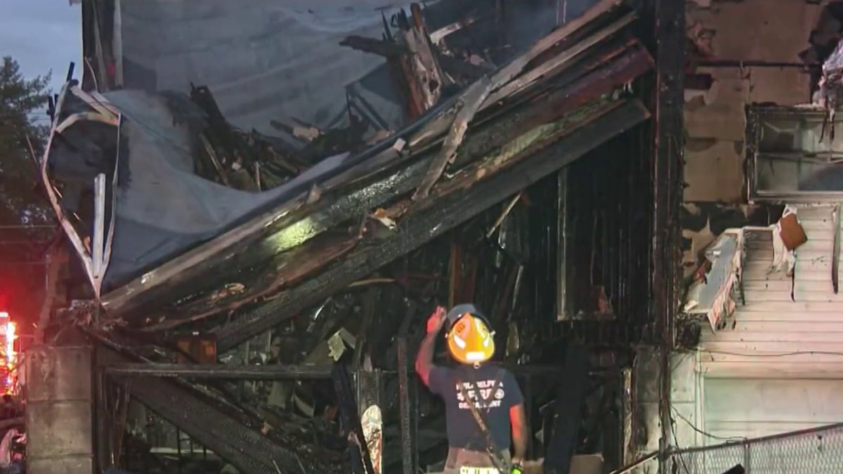 Four people displaced after fire destroys twin homes complex in Philly ...