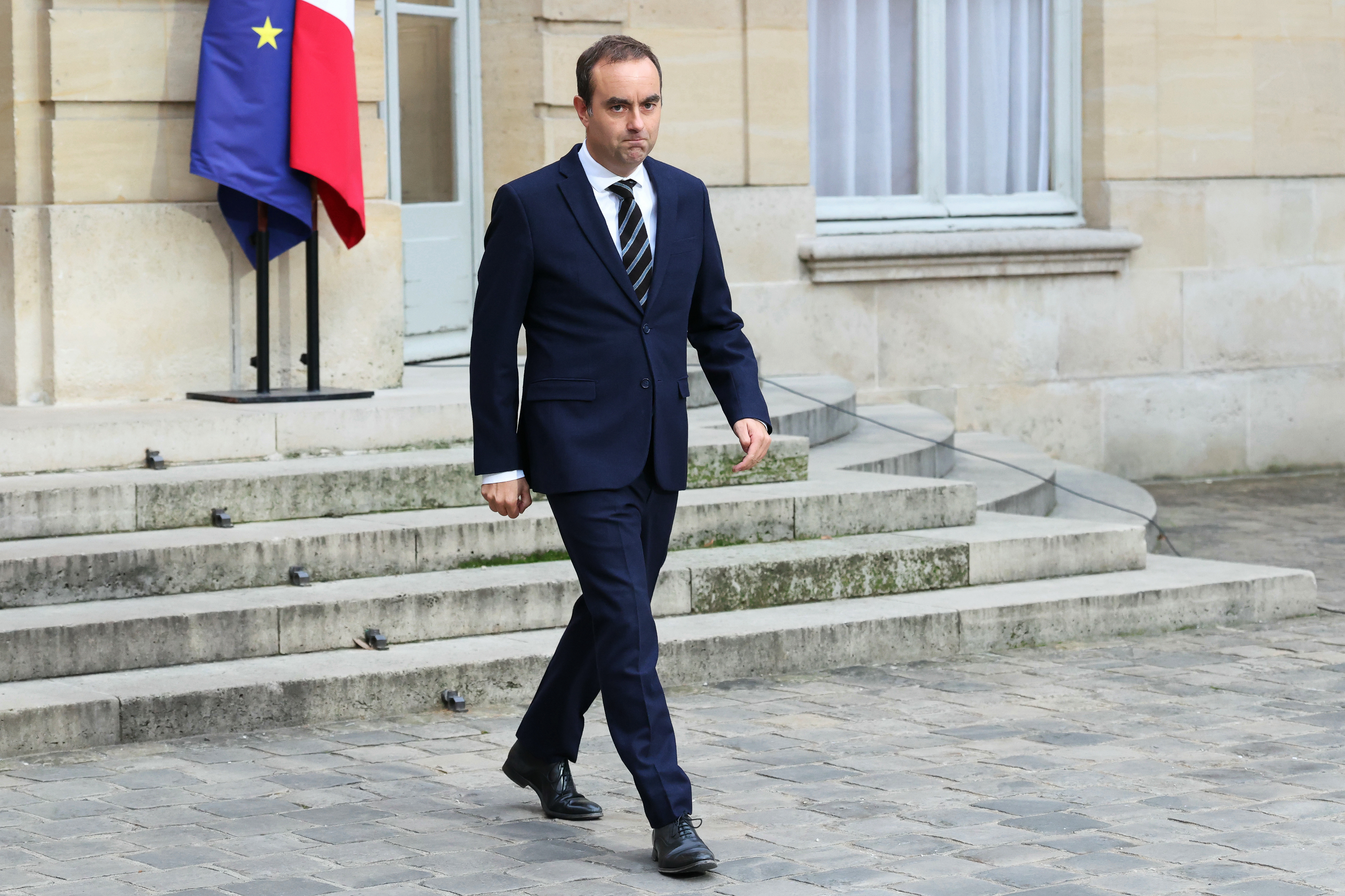 French Prime Minister Sébastien Lecornu Resigns Amid Political Crisis