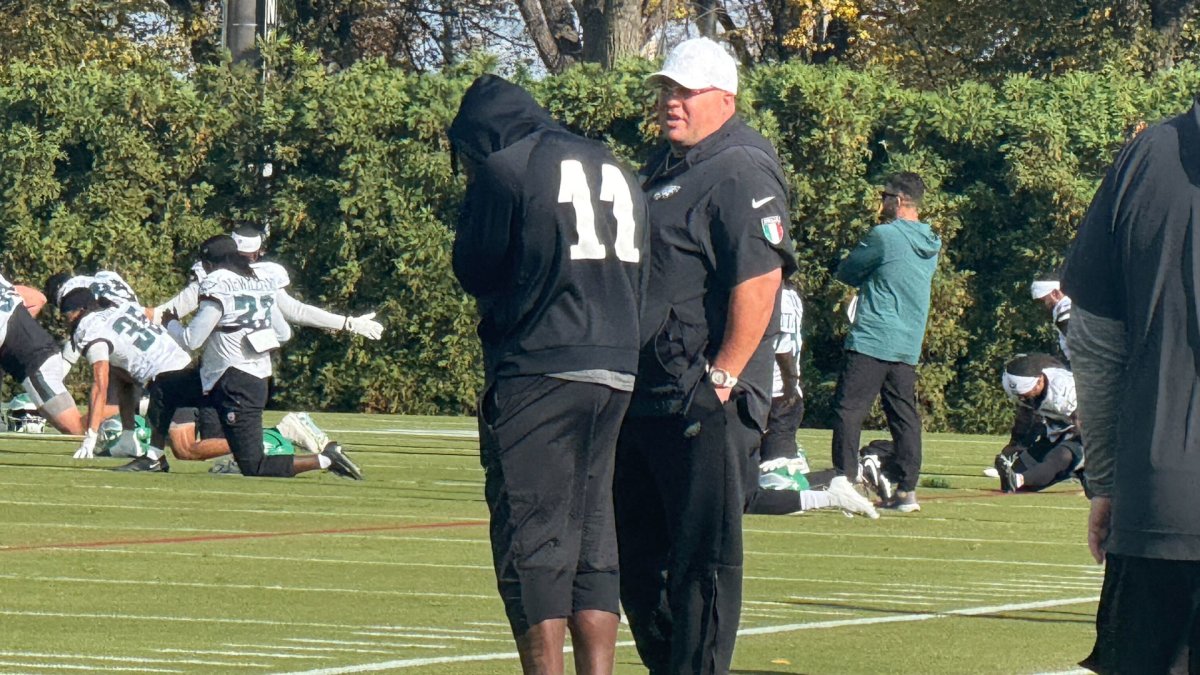 A.J. Brown On Track To Play Despite Hamstring