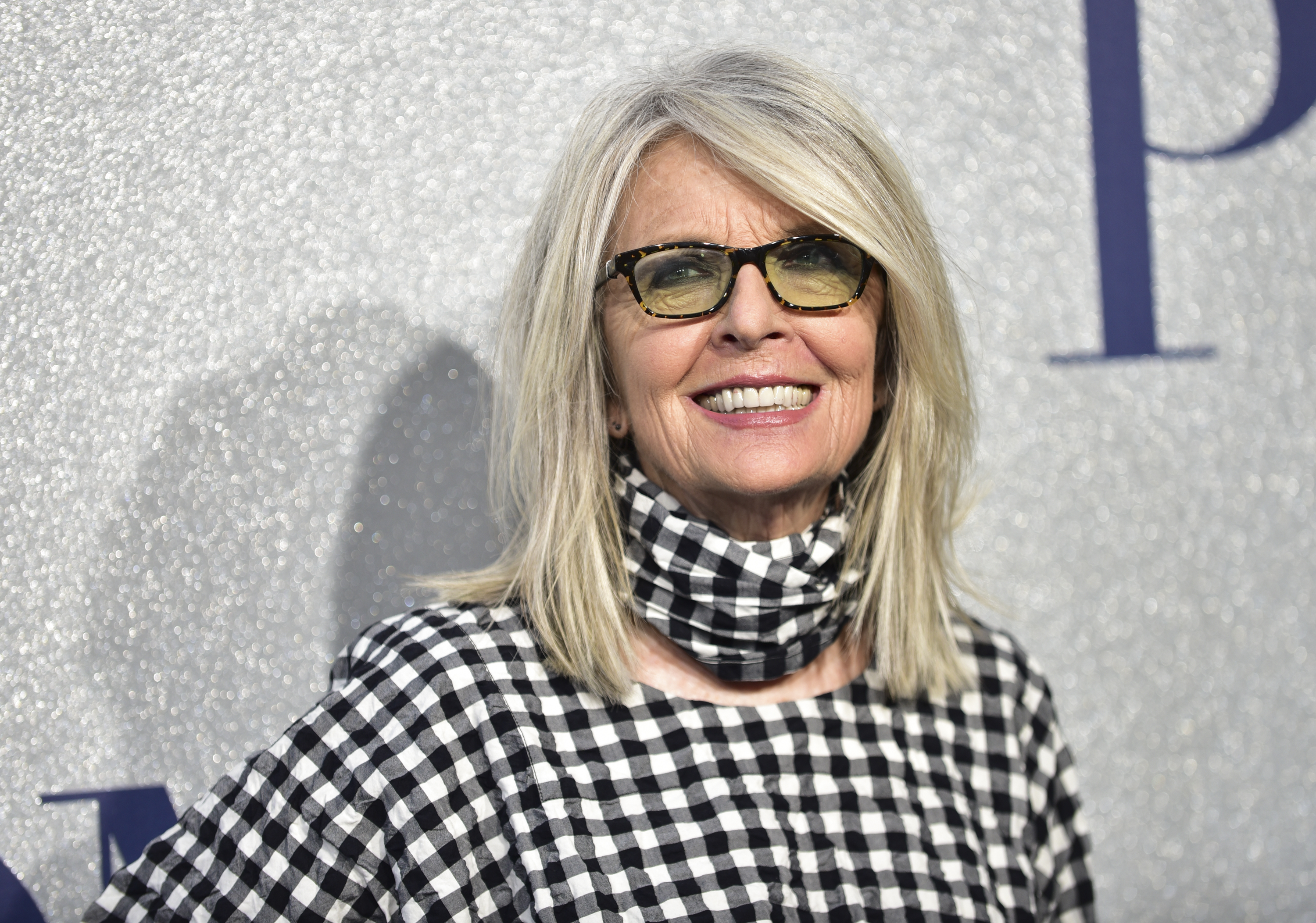 What is pneumonia, the lung infection that caused Diane Keaton's death?