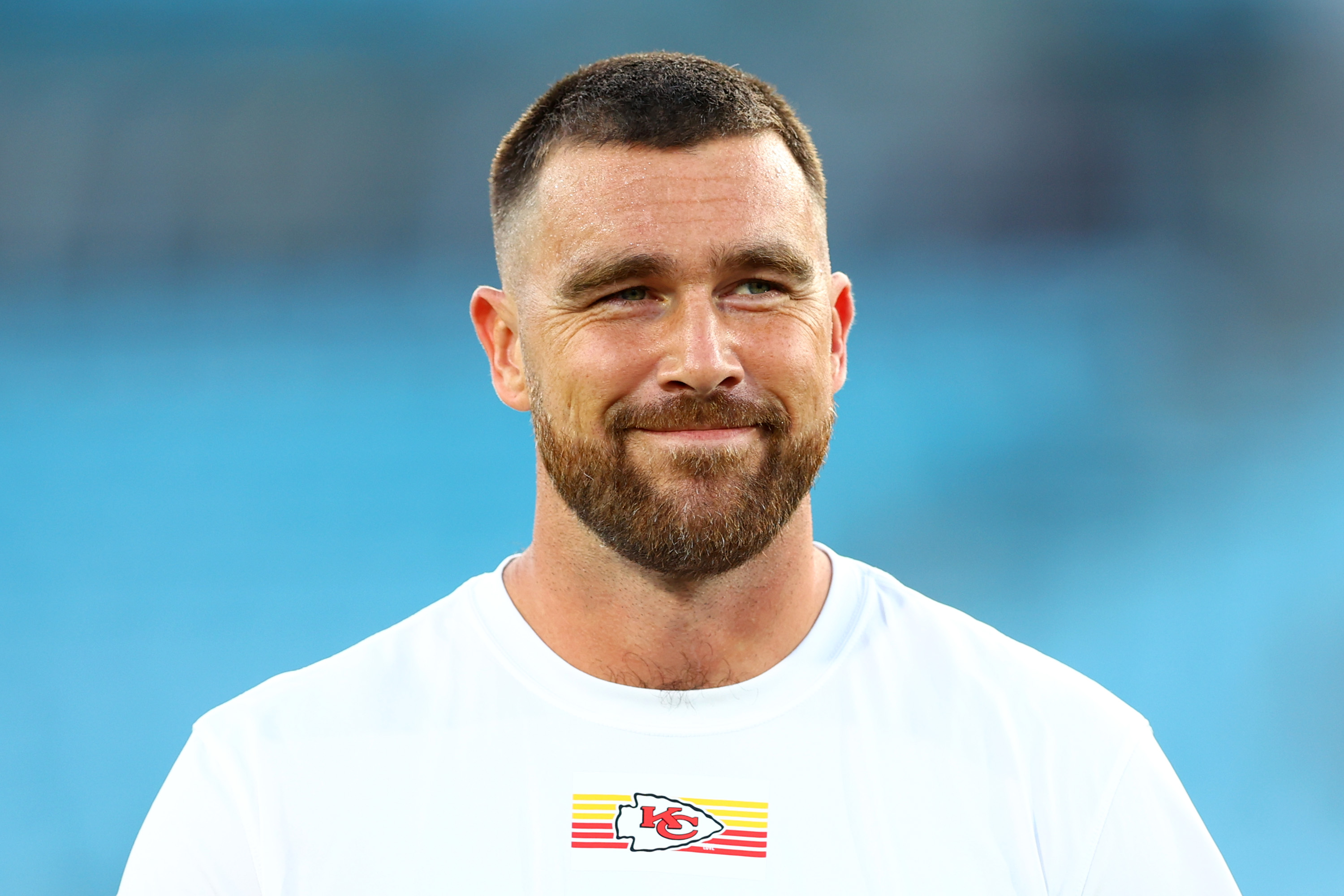 Chiefs' Kelce Joins Investment Group Acquiring Significant Six Flags Stake