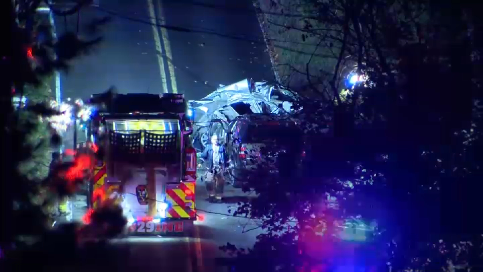 2 car crash closes Bristol Road in Bucks County, police say