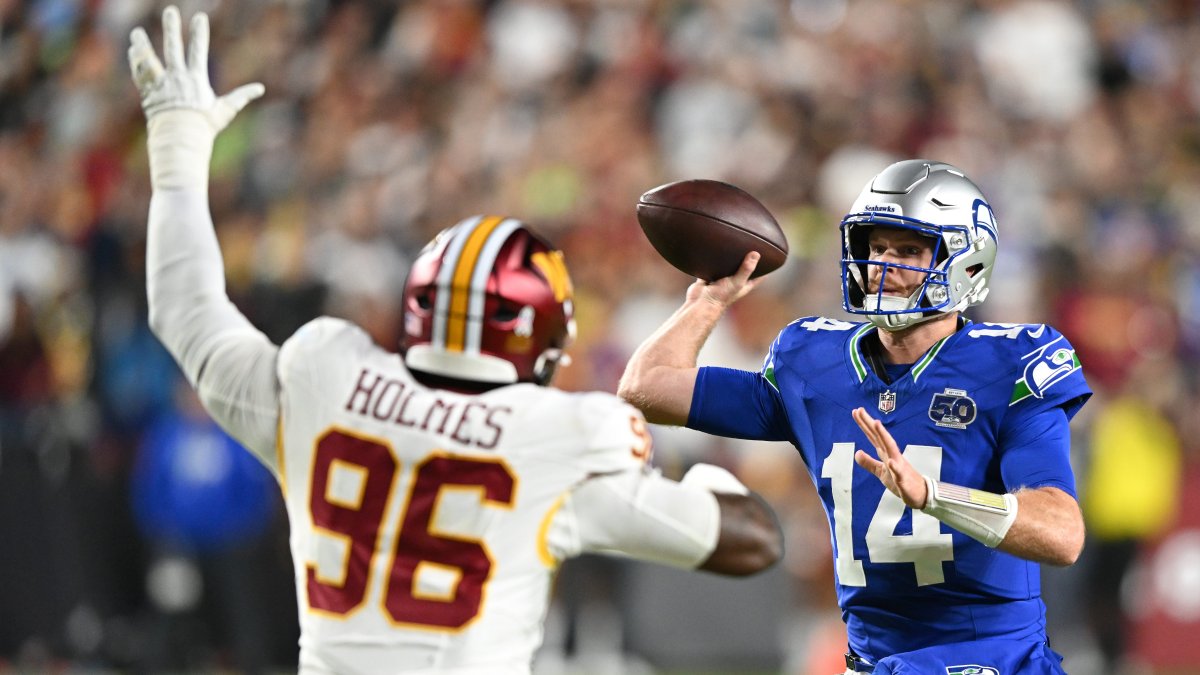 Seahawks Dominate Commanders 38-14 on Sunday Night Football, Advancing to 6-2