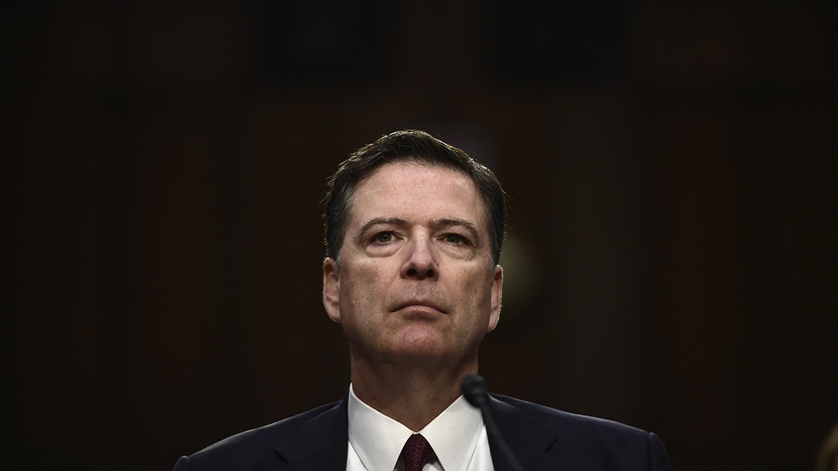 Lead federal prosecutor in James Comey seashells photo case steps aside