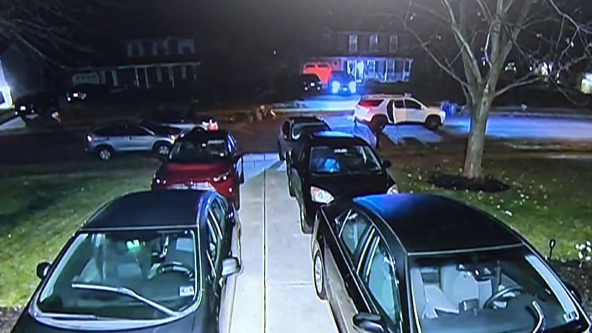 Video shows burglars steal from unlocked cars in South Jersey – NBC10 ...