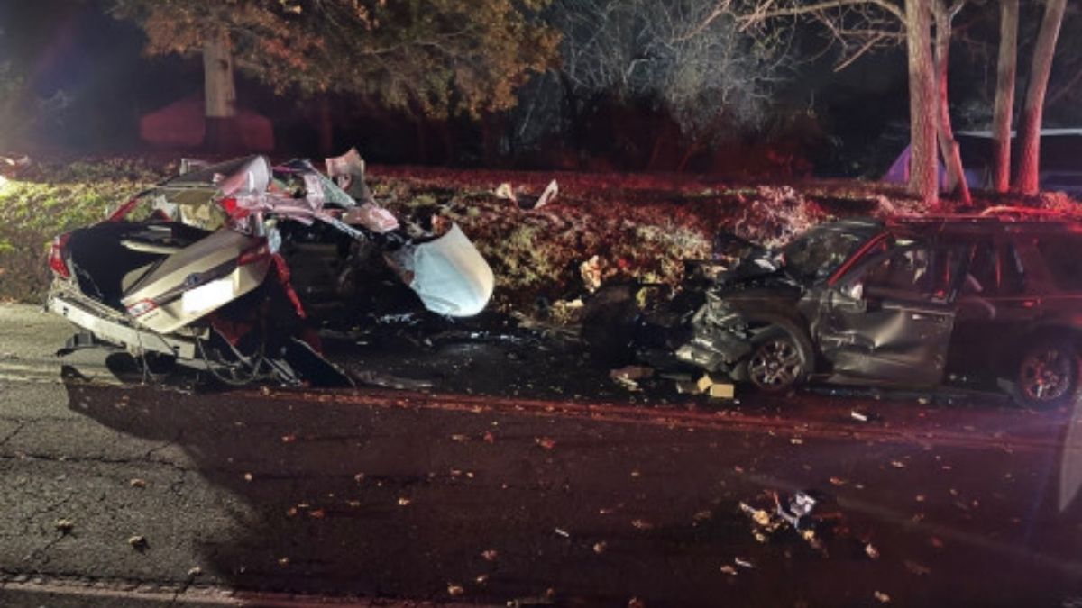 3 teens dead, 1 teen injured after two-car crash in Bucks County, police say