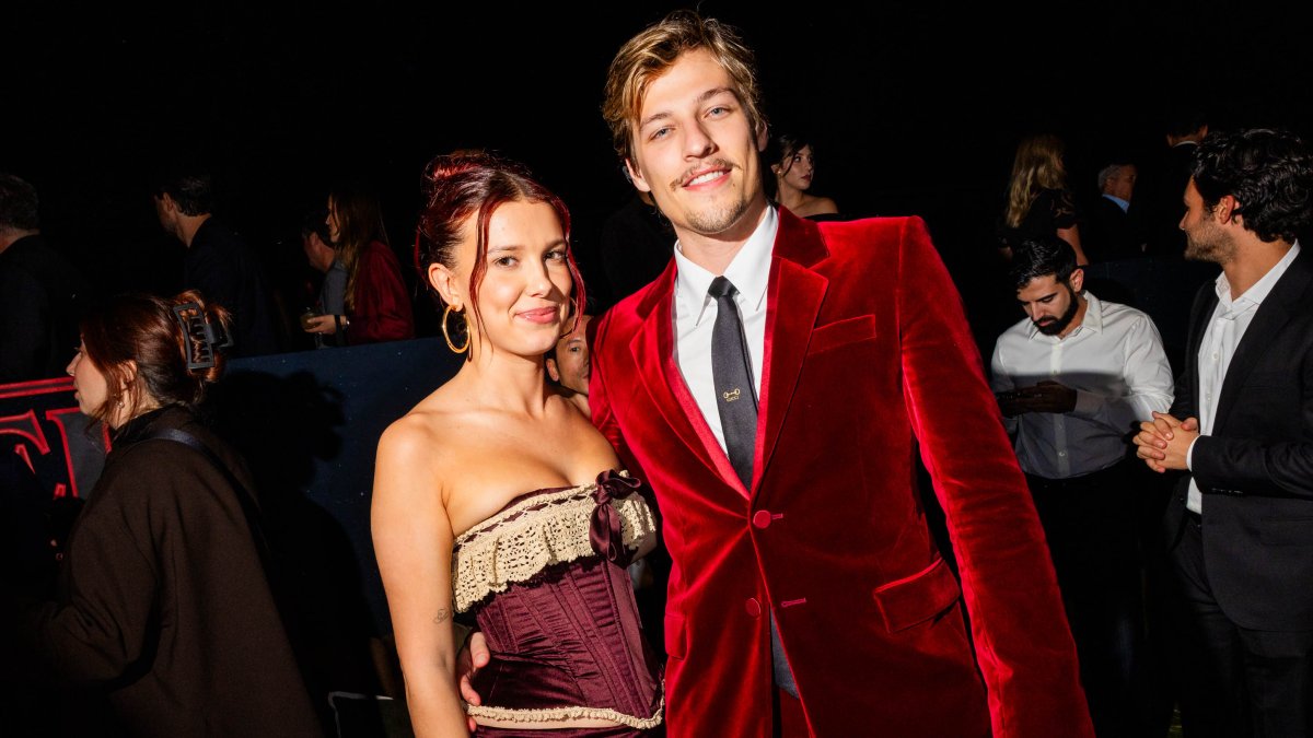 Millie Bobby Brown reveals she officially changed her name NBC10(02)